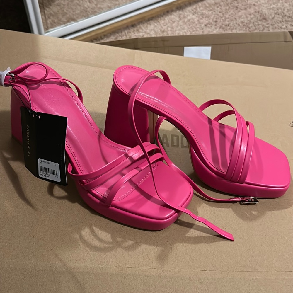 New high heels sandals